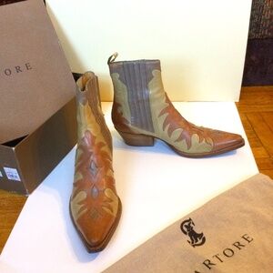 Cowboy Boots, Satori-lux buttery leather size 10/Euro 40